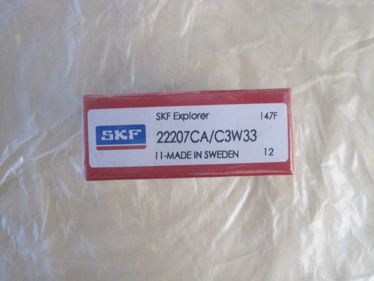 SKF 22207CA / W33 Vòng xích cuộn hình cầu với chuồng thép / đồng cho sản xuất máy móc