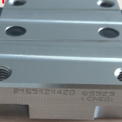 Máy CNC Lớp vòng bi bóng tuyến tính / Lớp vòng bi trượt tuyến tính R165129420 23x70x86.2 mm